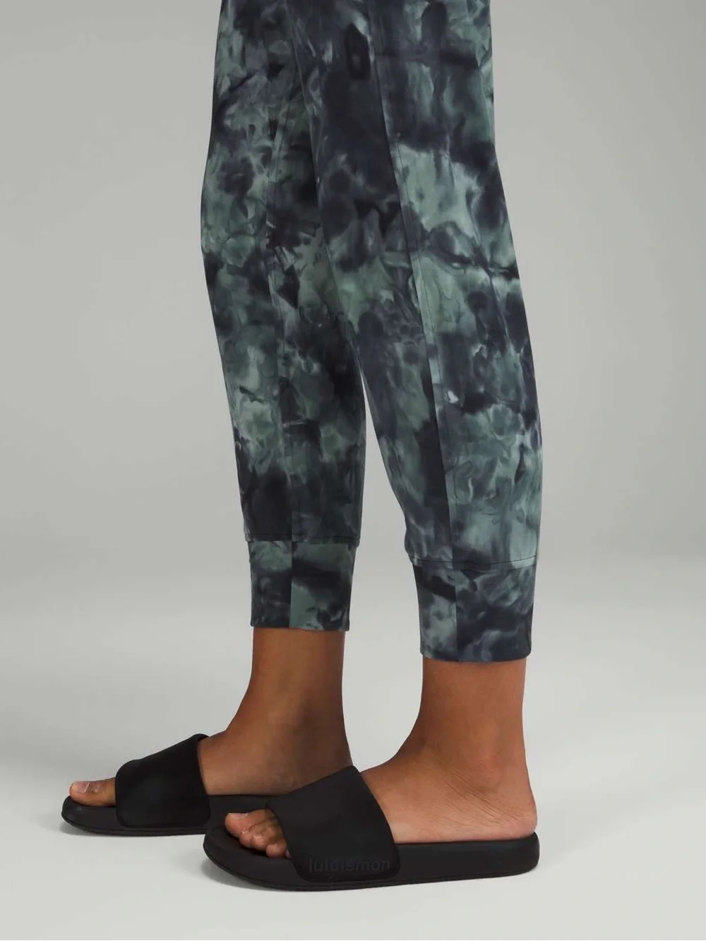 Lululemon Athletica Ready to Rulu High-Rise Jogger 7/8 Length Diamond Dye Size 6